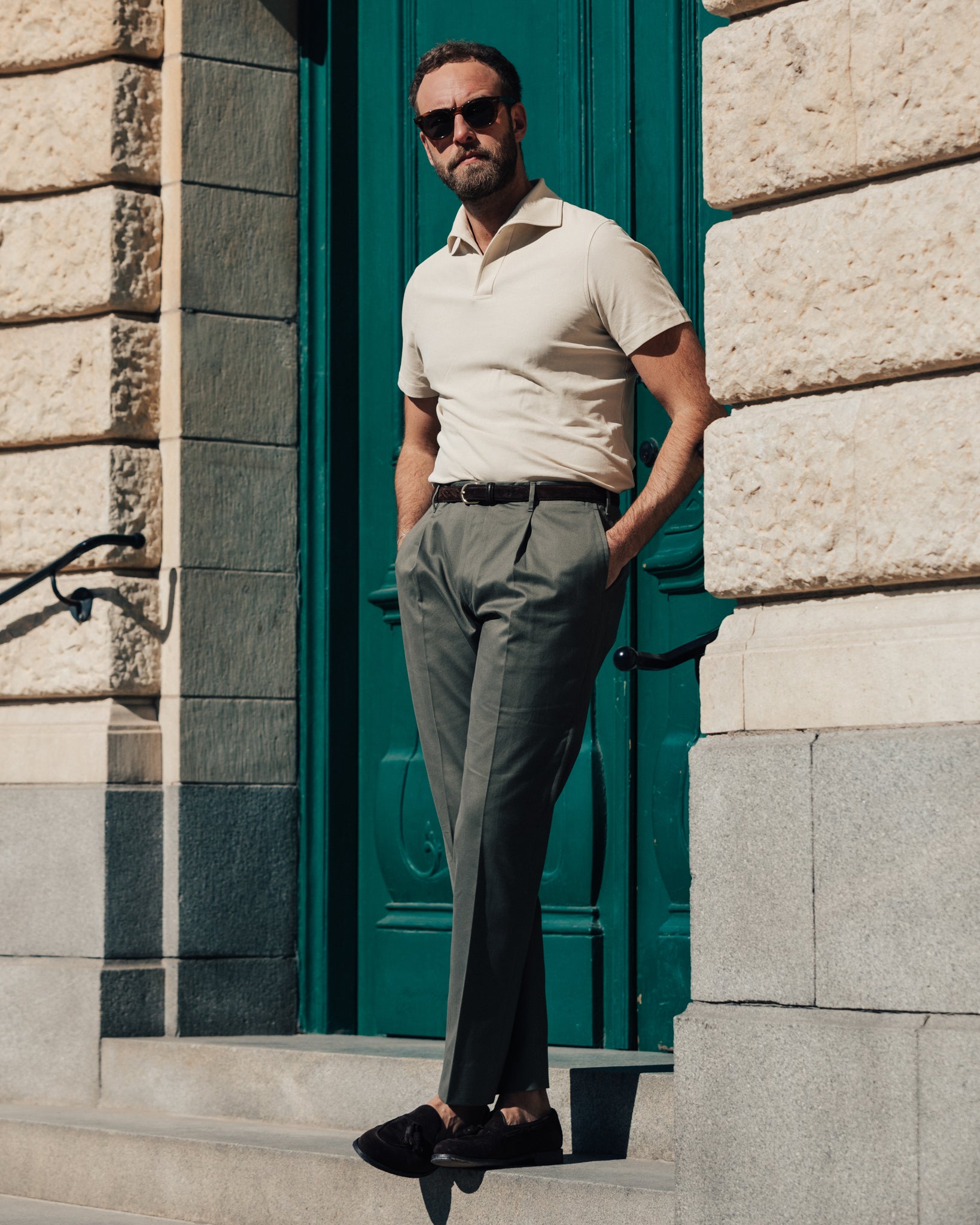 Green pair of regular fit cotton trousers